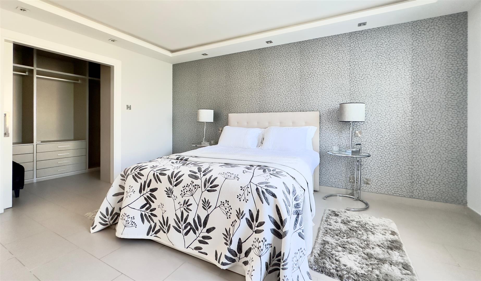 Image of Apartment - 3 Bedrooms - 2 Bathrooms for Rental in South District-Gibraltar, Image 13